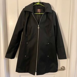 Anne Klein M Raincoat